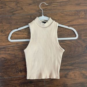 💛3 for $15💛 Nude crop top size M